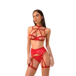 Modelo con conjunto de lencería roja con tiras geométricas y bandas para muslos